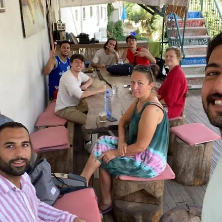 旅馆 Oludeniz Hostel *