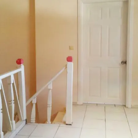 펜션 Oludeniz Hostel Apartments/2 Bedroom Apartment With Swimming Pool