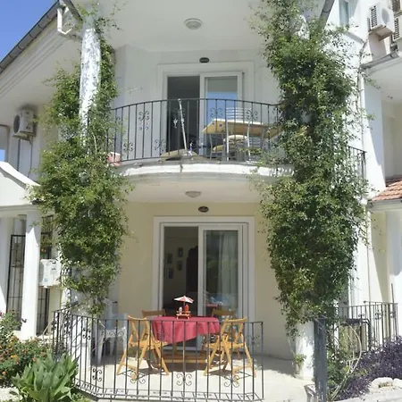 Oludeniz Hostel * 厄吕代尼兹